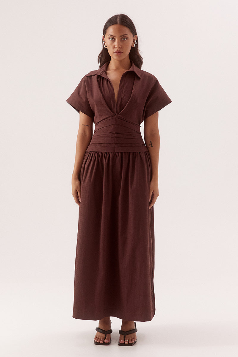 Pleated midi dress in stretch cotton with two piece collar and side leg splits