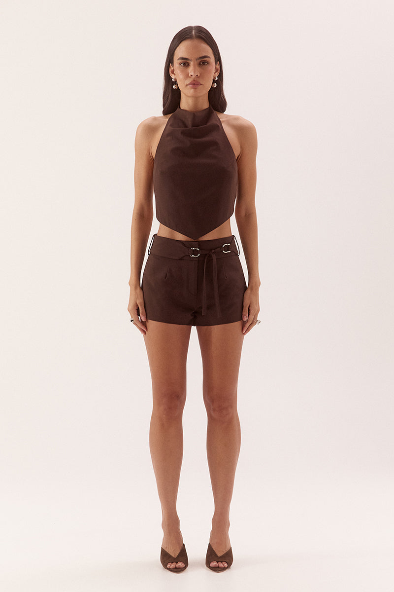 Mid-rise shorts in stretch woven rayon with wide waistband and D-ring belt