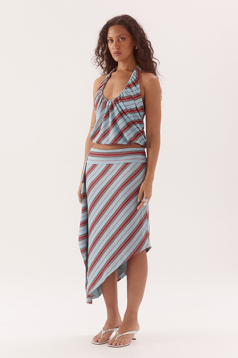 Halter neck top in textured stretch mesh with scoop neckline and exclusive in-house print