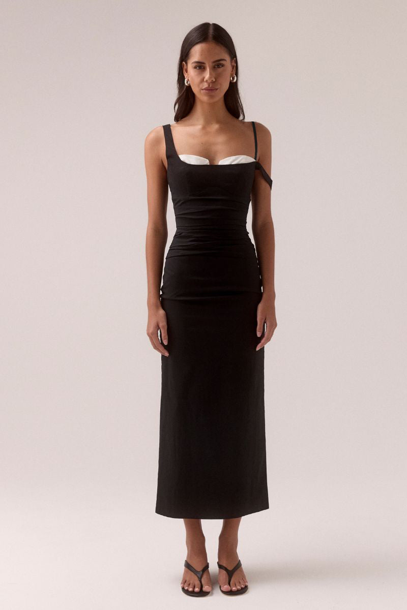 LURE DRESS - BLACK AND WHITE