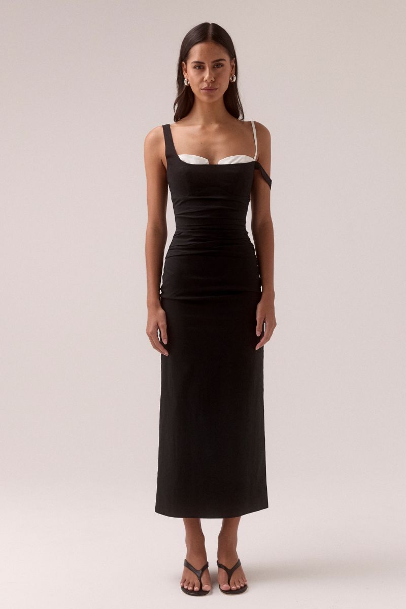 LURE DRESS - BLACK AND WHITE