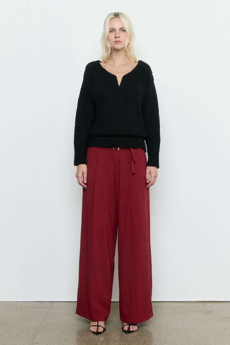 ALLURE SWEATER - BLACK