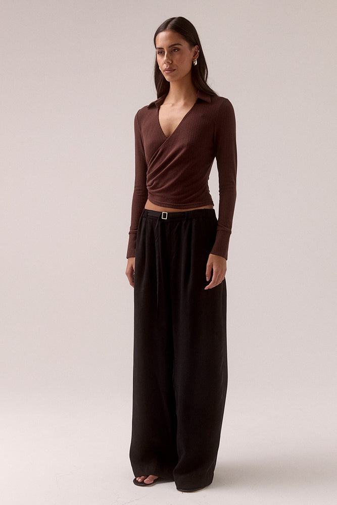 
                      
                        EMILE TOP - CHOCOLATE
                      
                    