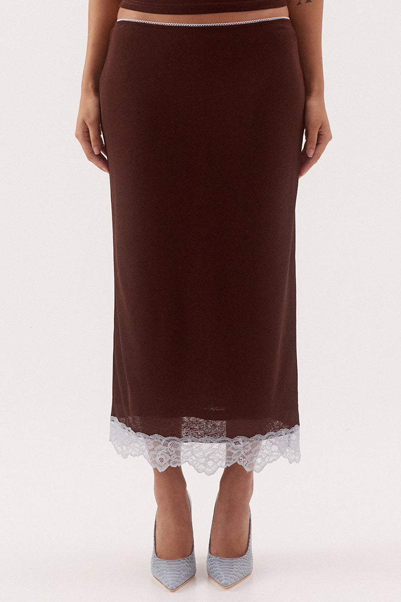 Mid-rise midi skirt in textured stretch mesh with scalloped waist trim and lace hem