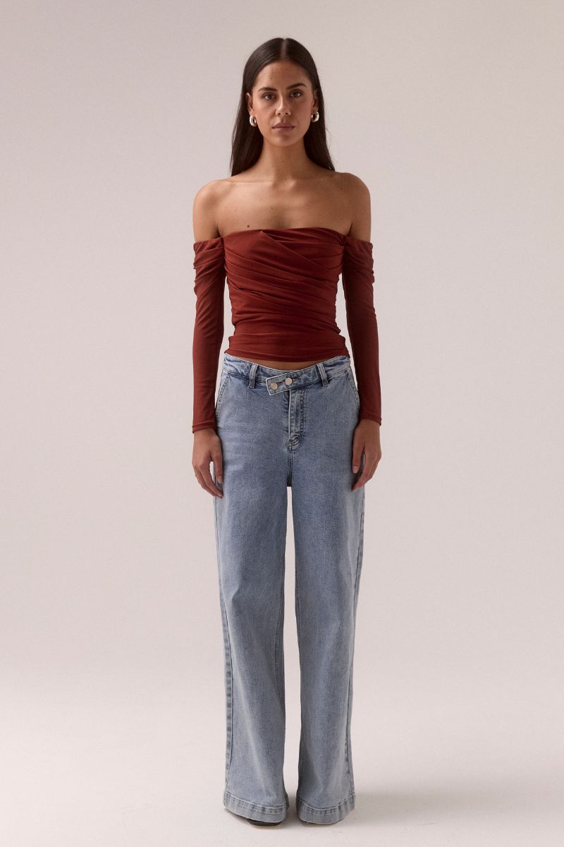 MYRIAD OFF SHOULDER TOP - CINNAMON