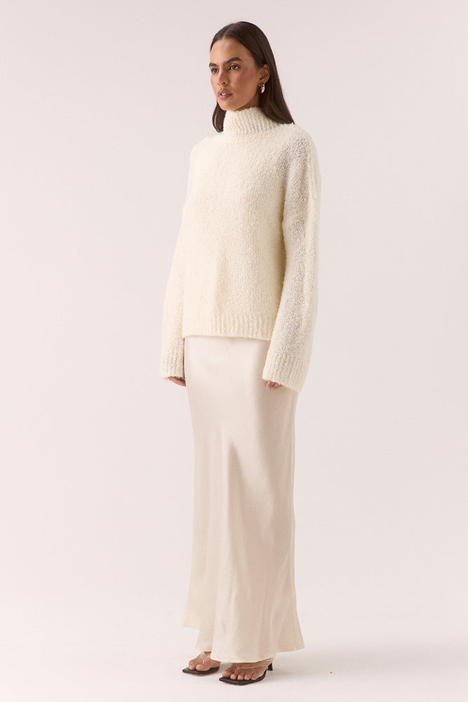 
                      
                        VERSE COMBO KNIT - CREAM
                      
                    