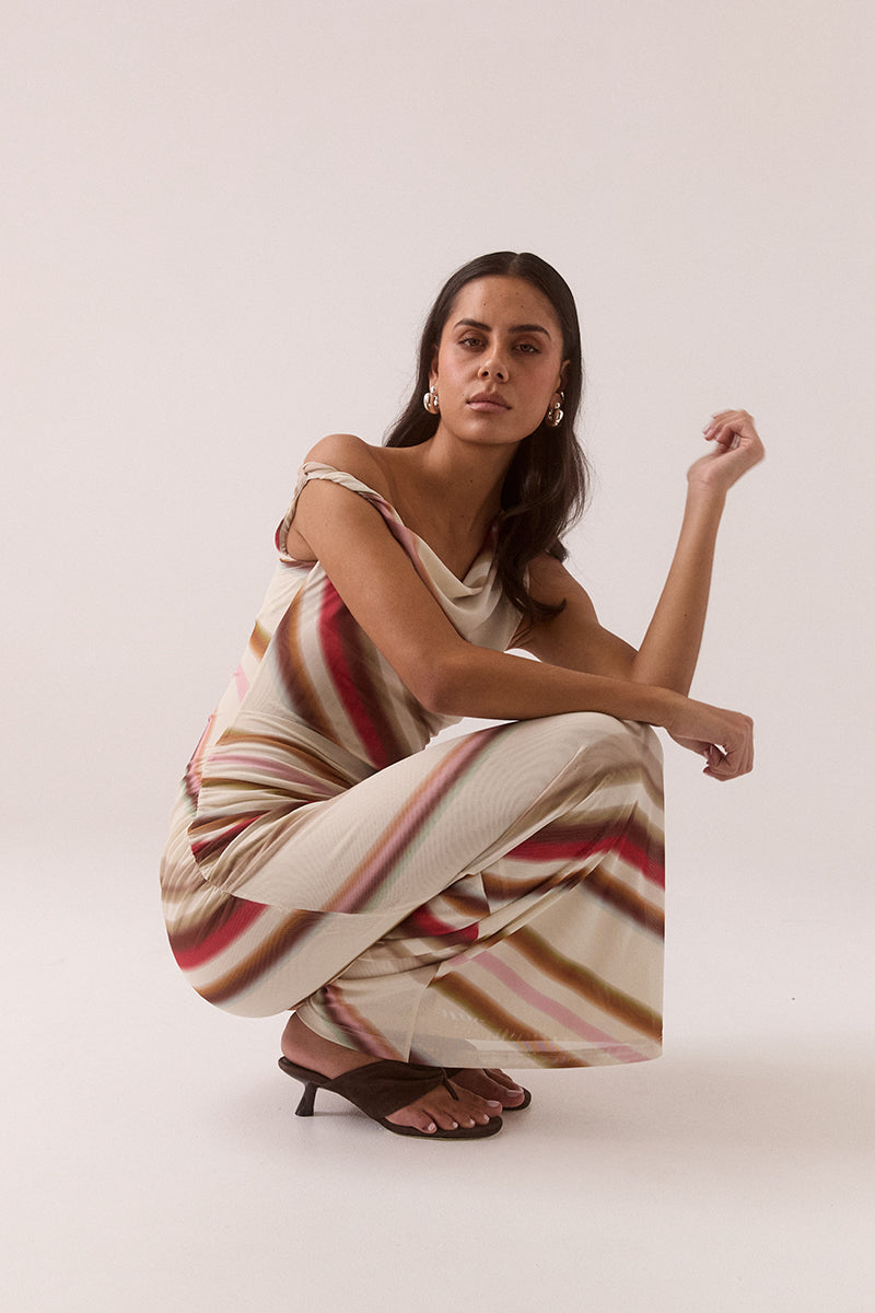 Fitted stretch mesh maxi dress in exclusive placement print with column skirt and twisted shoulder strap