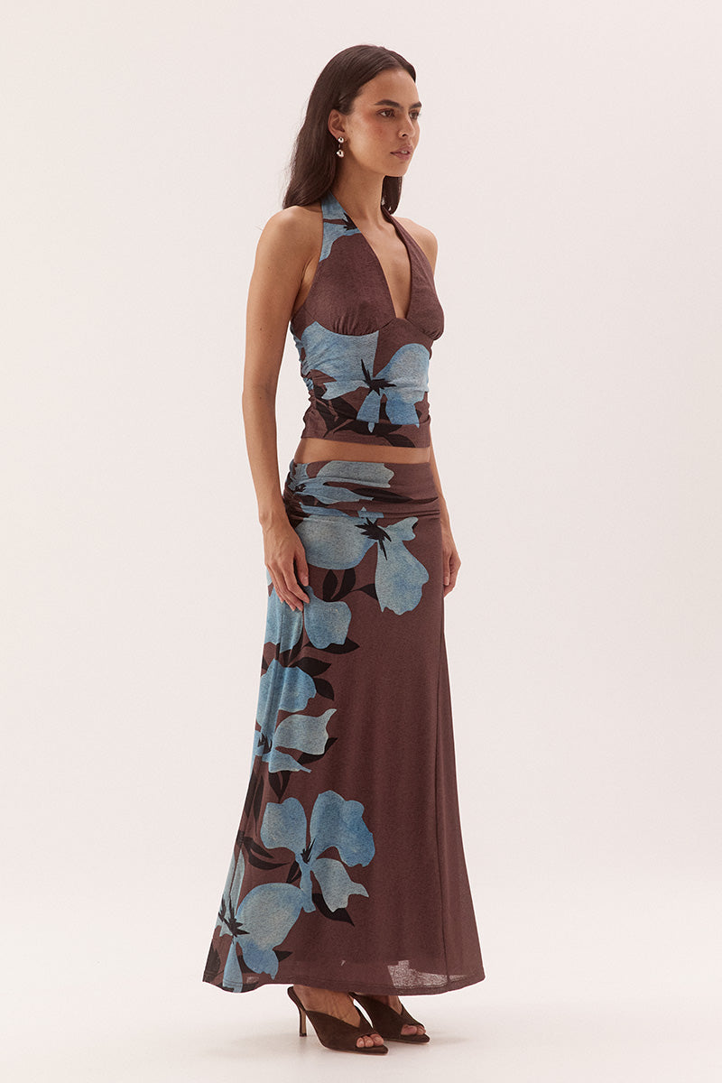 Halter neck top in stretch textured mesh with gathered bodice and V-neckline
