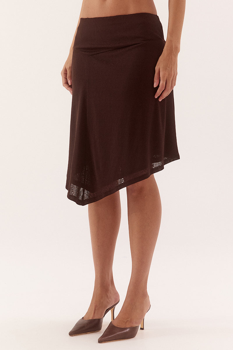 Mid-rise midi skirt in stretch textured mesh with asymmetric waistband and hem