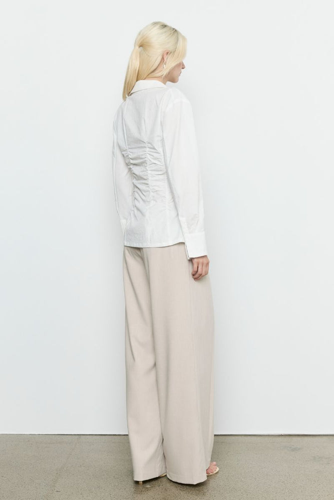 
                      
                        INCARNATION SHIRT - CHALK
                      
                    