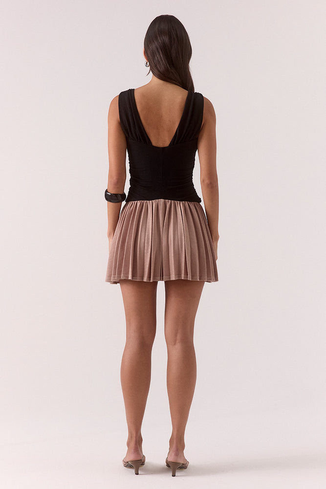 
                      
                        DIONE MINI DRESS - BLACK / MOCHA
                      
                    