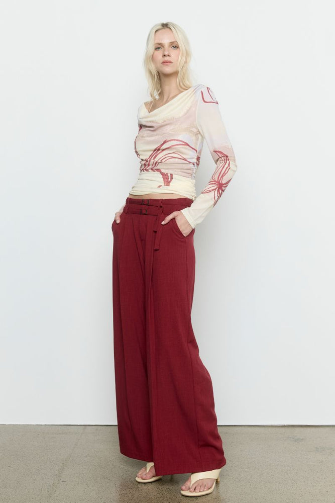 
                      
                        LORE TOP - SORBET
                      
                    