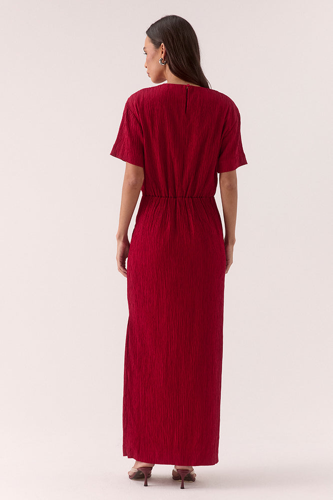 
                      
                        AINE DRESS - RASPBERRY
                      
                    