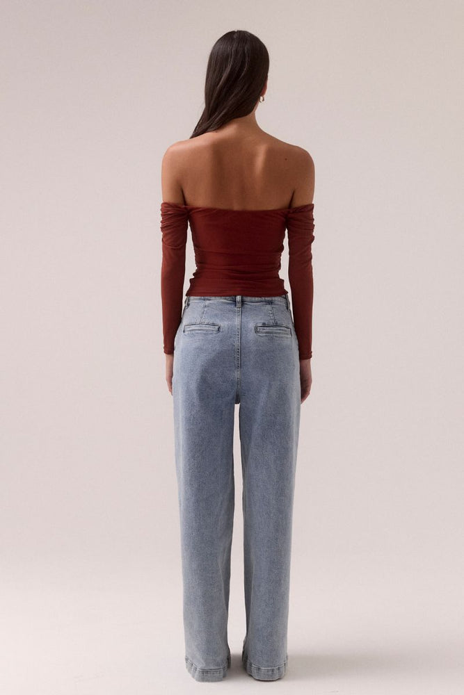 
                      
                        MYRIAD OFF SHOULDER TOP - CINNAMON
                      
                    