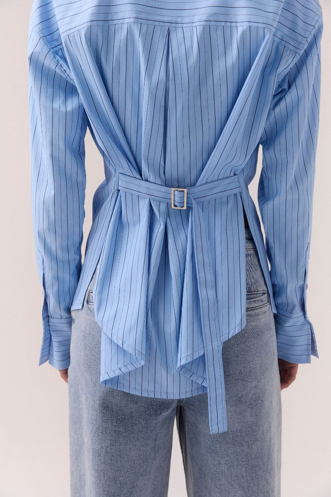 
                      
                        BRYNN SHIRT - VENICE BLUE STRIPE
                      
                    