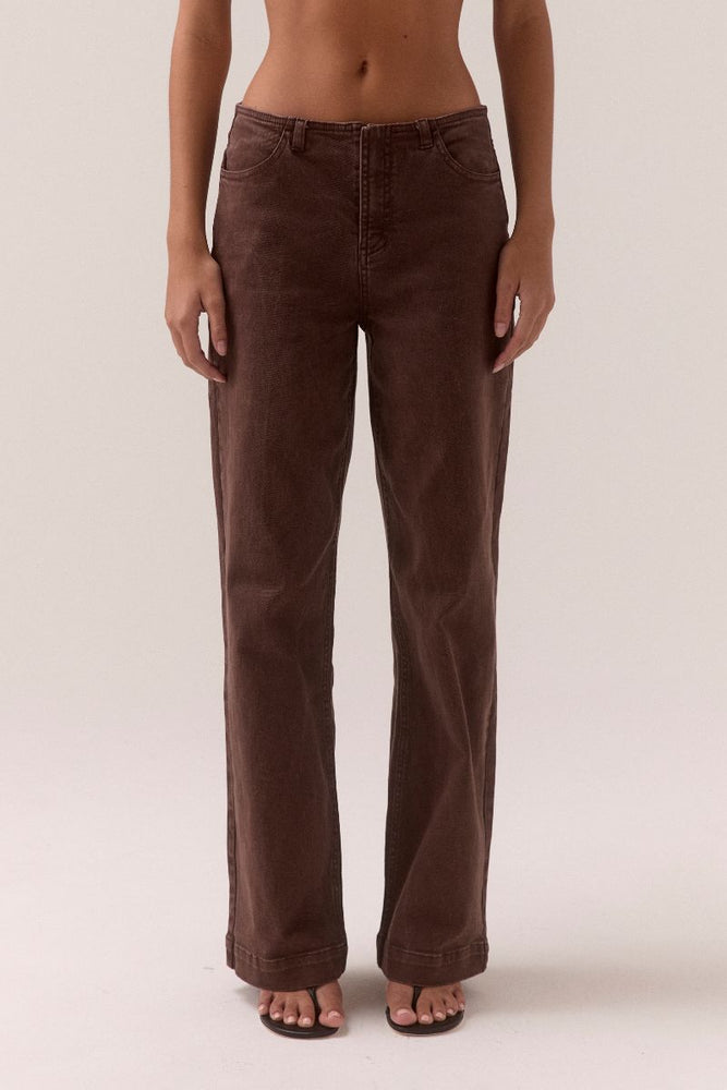
                      
                        ZYRA JEANS - RAISIN
                      
                    