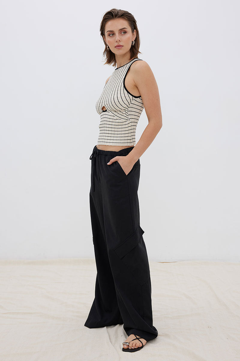 
                  
                    Sovere Studio women's Clothing Sydney black pant
                  
                
