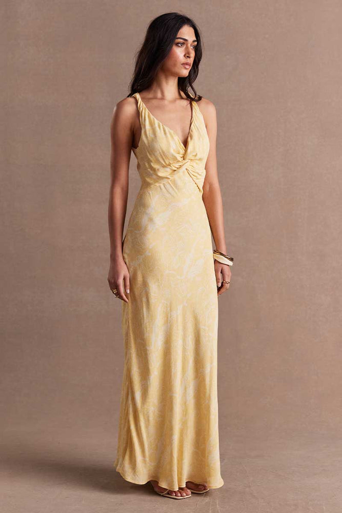 
                      
                        INARA REVERSIBLE DRESS - BUTTER
                      
                    