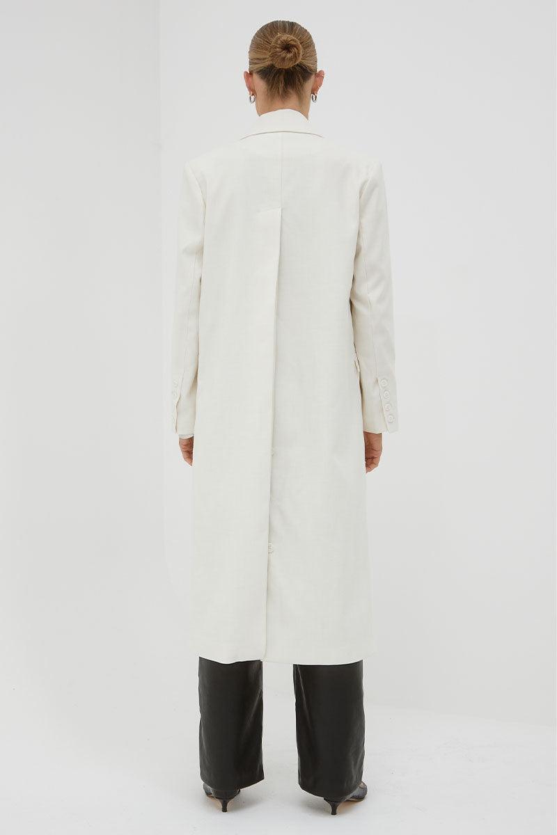 
                  
                    Sovere women's Clothing Sydney legacy coat white 
                  
                