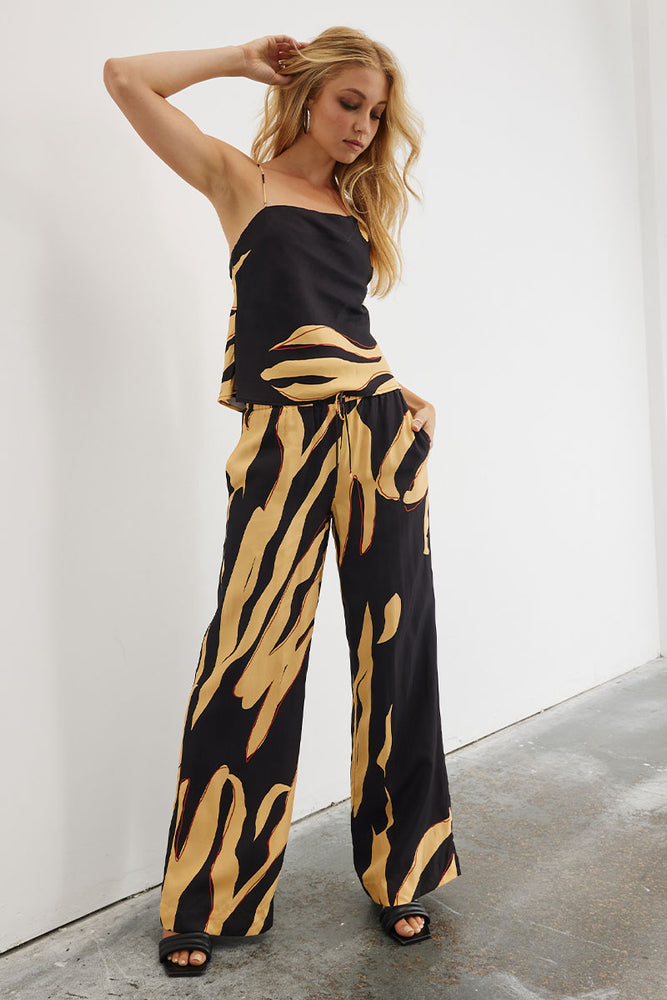 
                  
                    Sovere women's Clothing Sydney Motion Multi Style Cami
                  
                