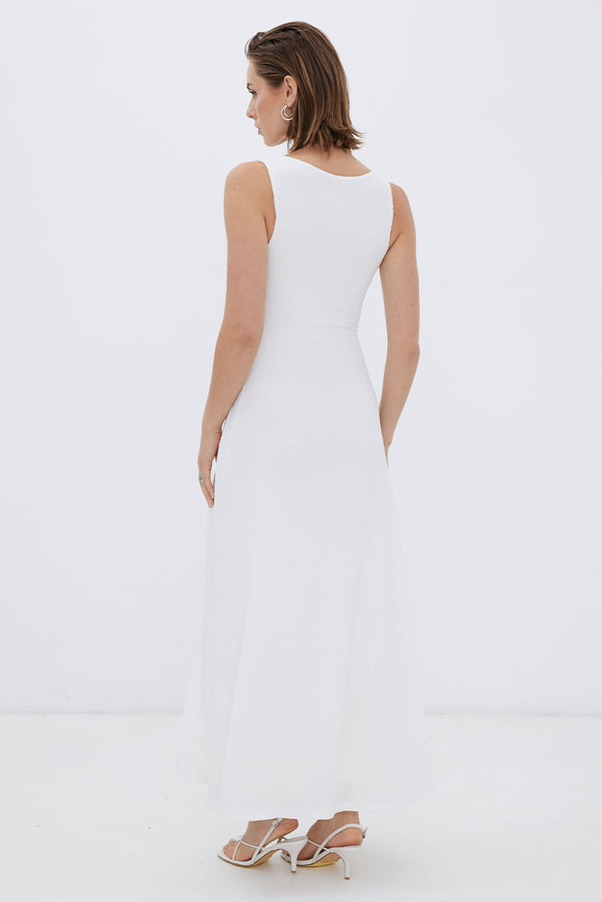 
                  
                    Sovere women's Clothing Sydney Unexpected Midi Dress White
                  
                