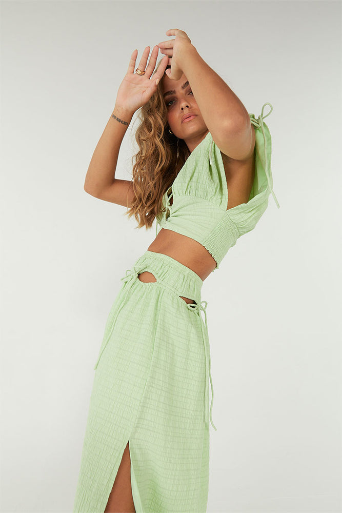 
                  
                    LUCID REVERSIBLE CROP -LIME
                  
                