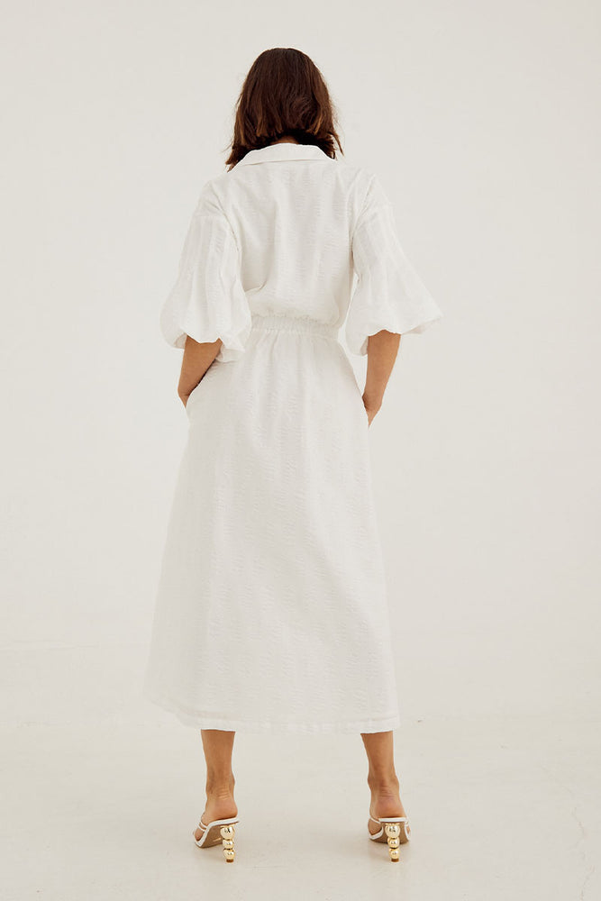 
                  
                    Sovere Studio women's Clothing Sydney Effect Midi Dress White
                  
                