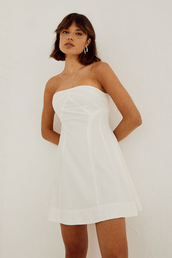 
                  
                     Sovere Studio women's Clothing Sydney Outline Mini Dress White
                  
                