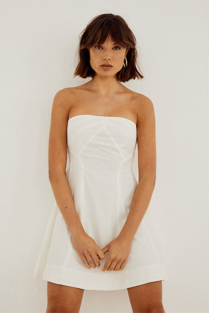 
                  
                     Sovere Studio women's Clothing Sydney Outline Mini Dress White
                  
                
