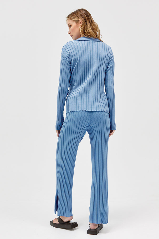
                  
                    Sovere Studio women's Clothing Sydney Recline Wrap Knit top Blue
                  
                