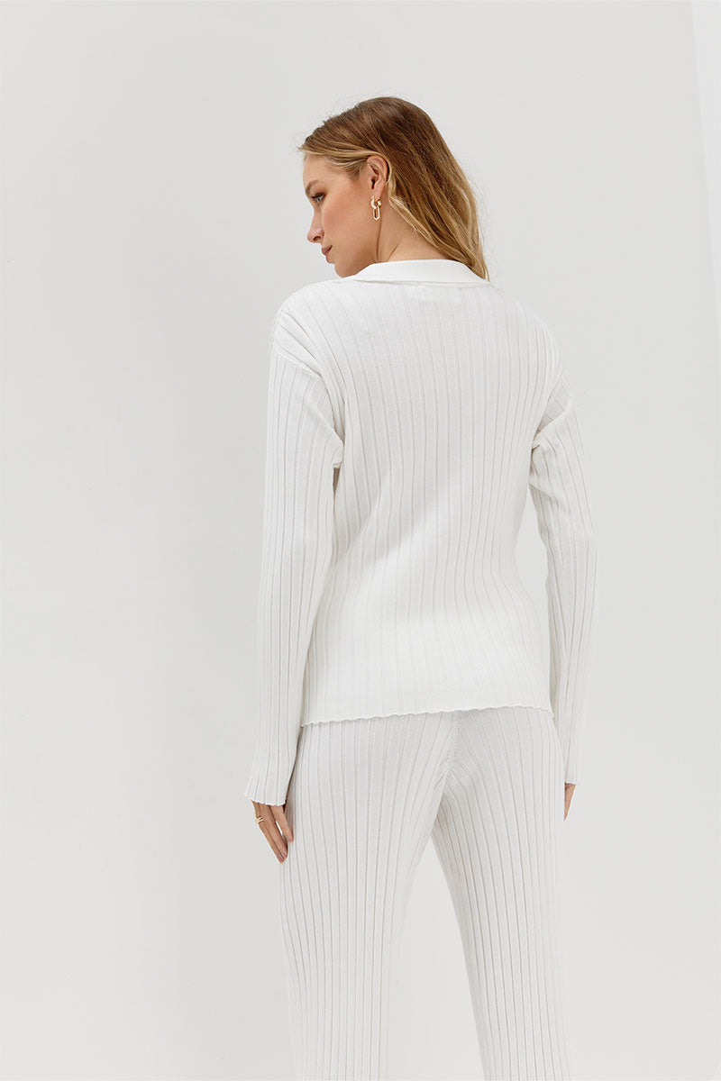 
                  
                    Sovere Studio women's Clothing Sydney Recline Wrap knit top White
                  
                